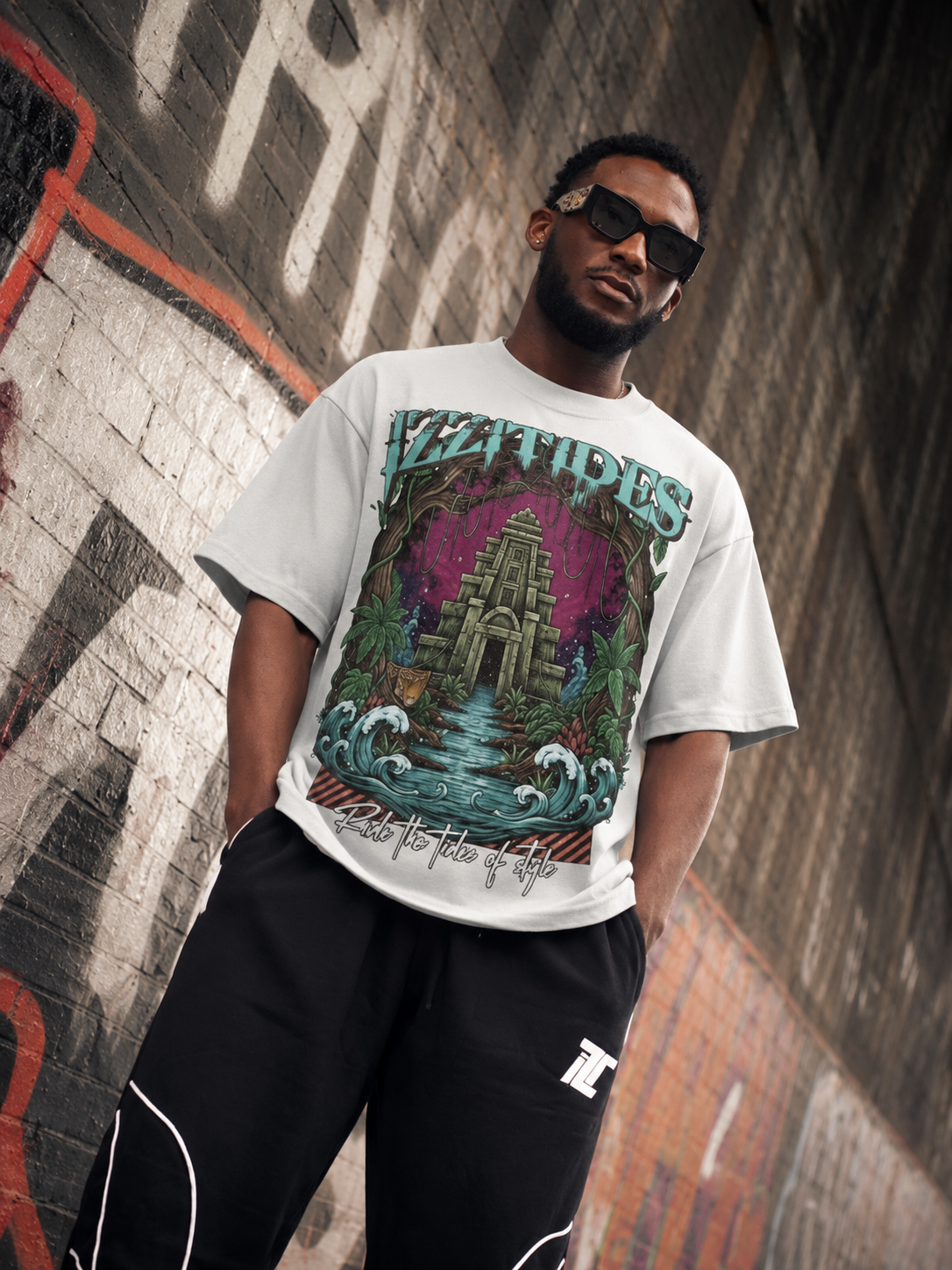 IZZITIDES “UNSEEN” Heavyweight Tee (white)